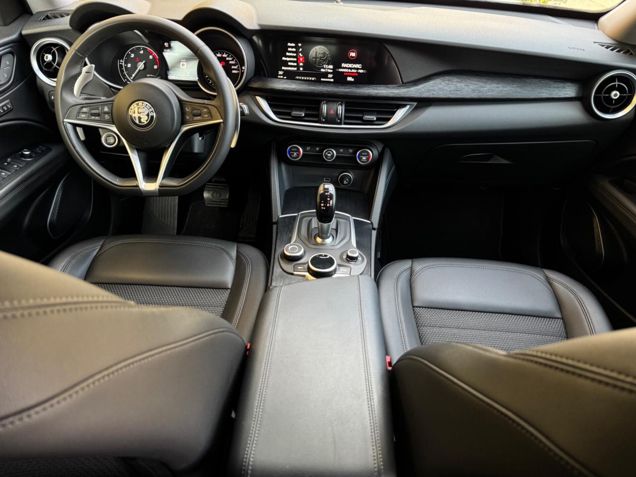 Alfa Romeo Stelvio 2.2 Turbodiesel 210 CV AT8 Q4 Executive