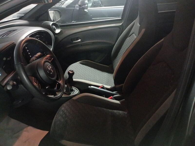 Toyota Aygo X 1.0B (72 CV) Trend