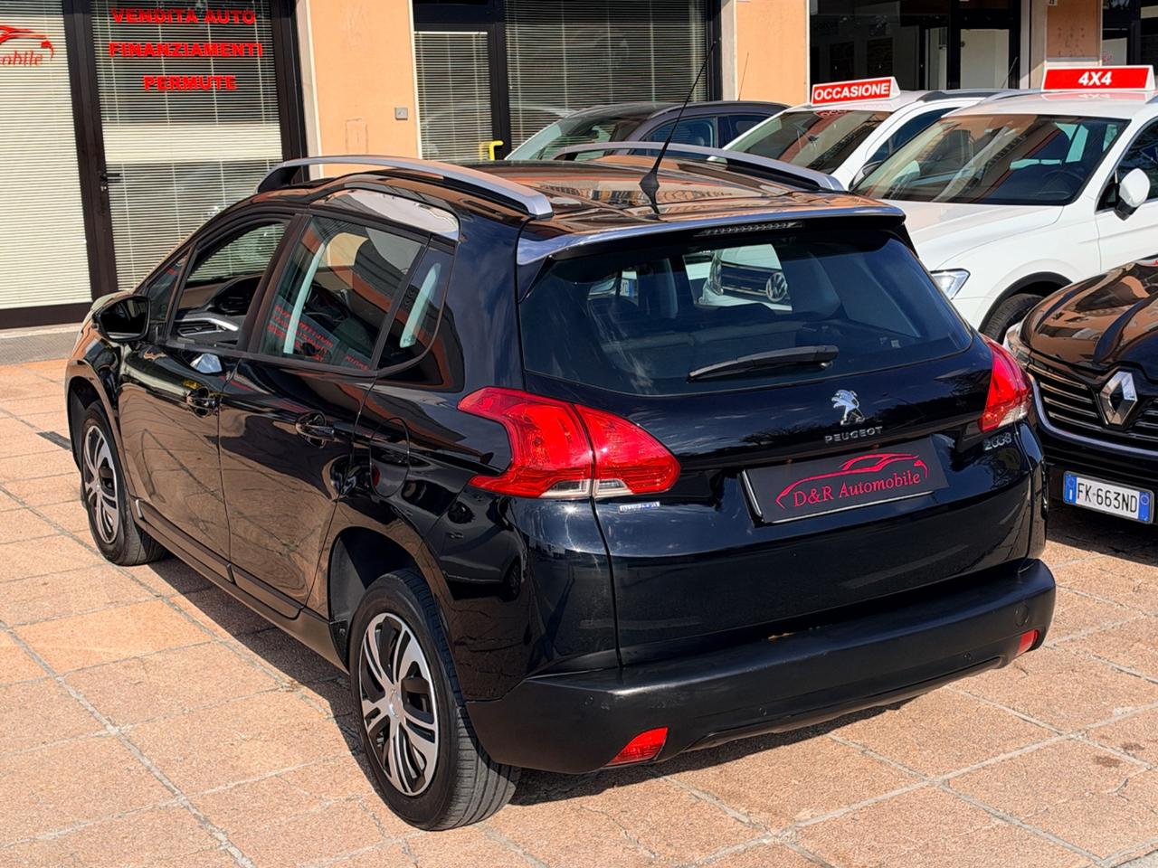 Peugeot 2008 BlueHDi 100 Black Matt