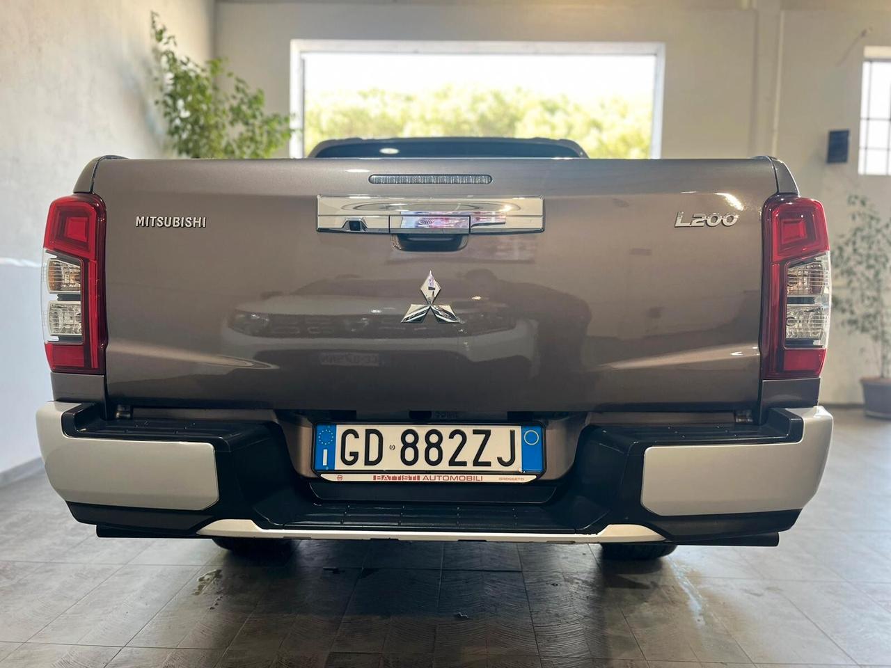 MITSUBISHI L200 2.3 D Double Cab 4x4 *2021* *UNICOPRO* *FULL*