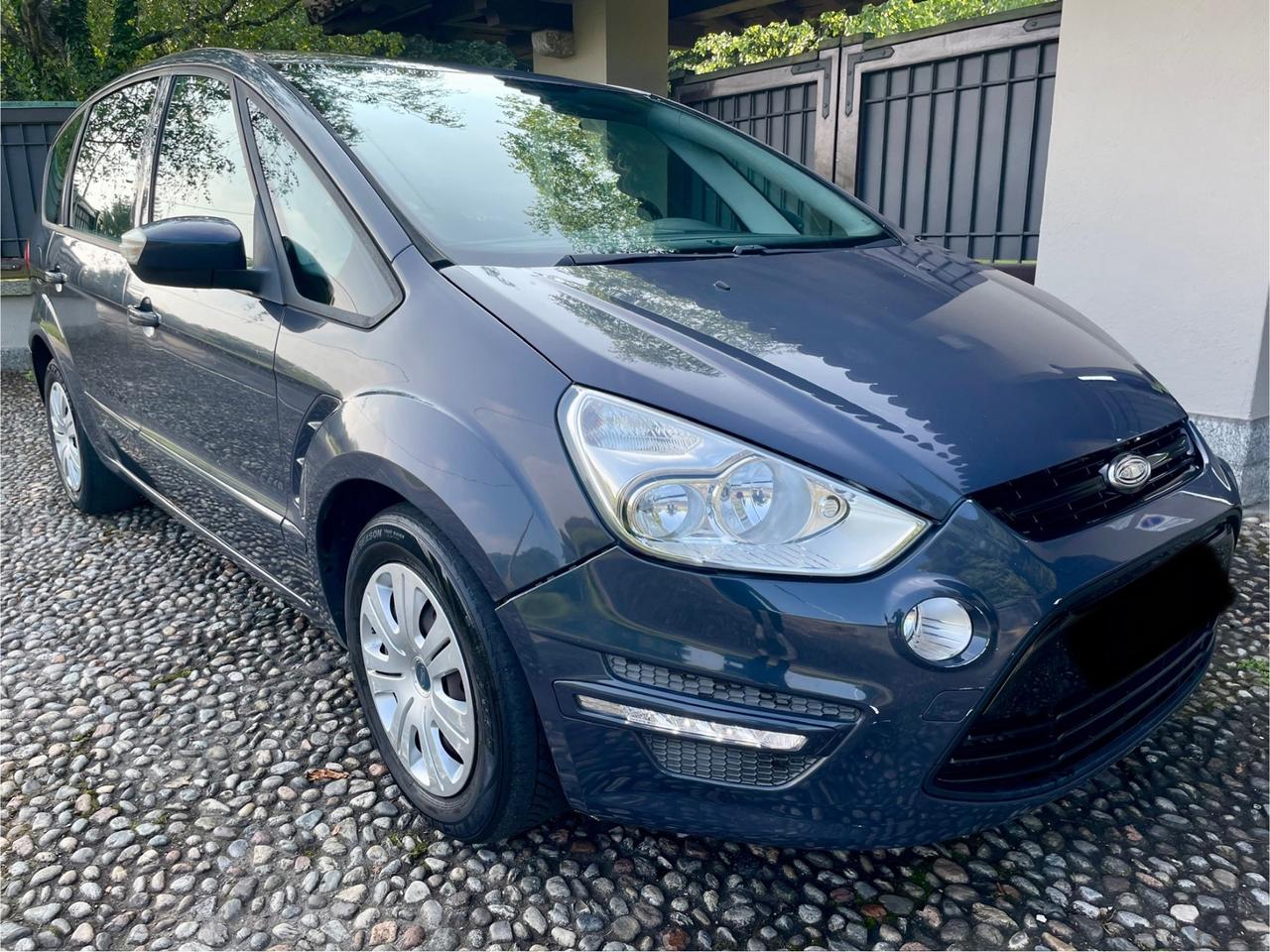 Ford S-Max 2.0 TDCi 163CV Powershift New Titanium