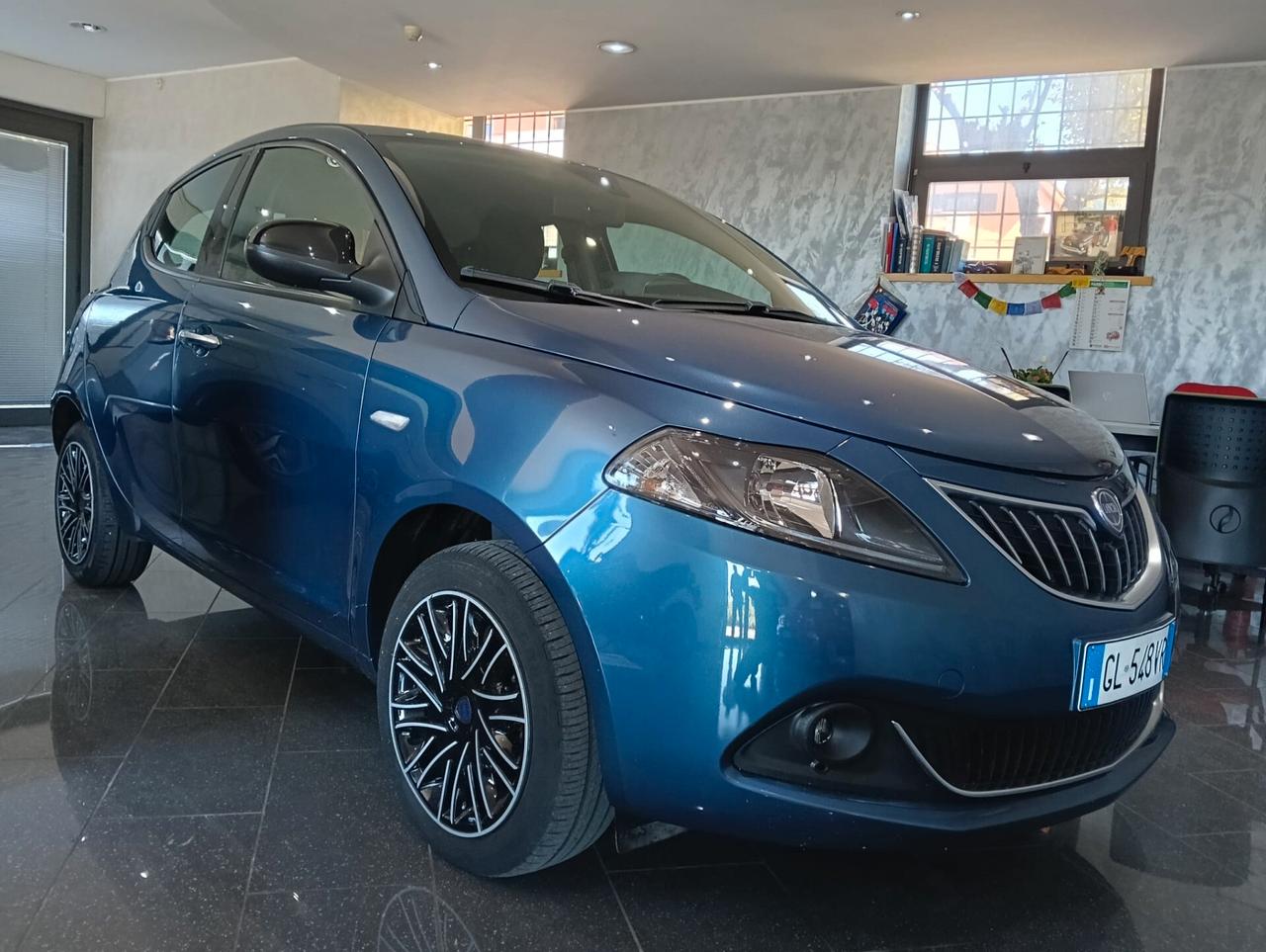 Lancia Ypsilon 1.0 FireFly 5 porte S&S Hybrid Gold