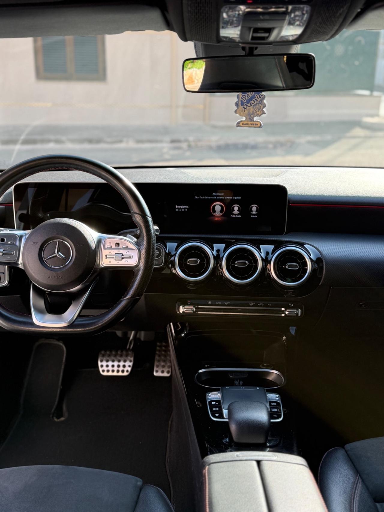 Mercedes-benz A 180 d Automatic Premium