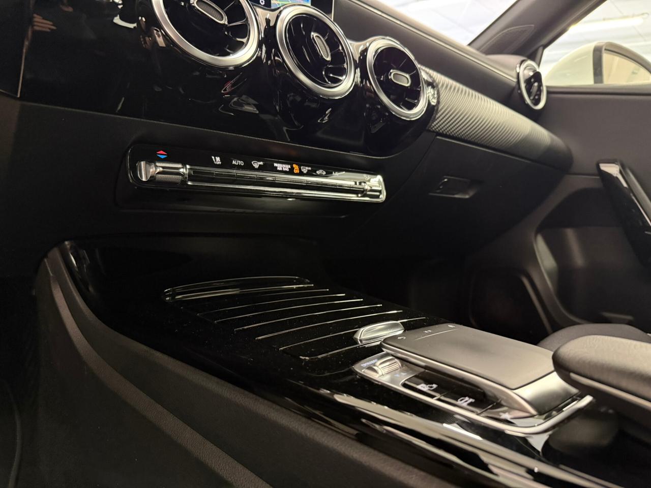Mercedes-benz A 180 d Automatic Premium NEOPATENTATI