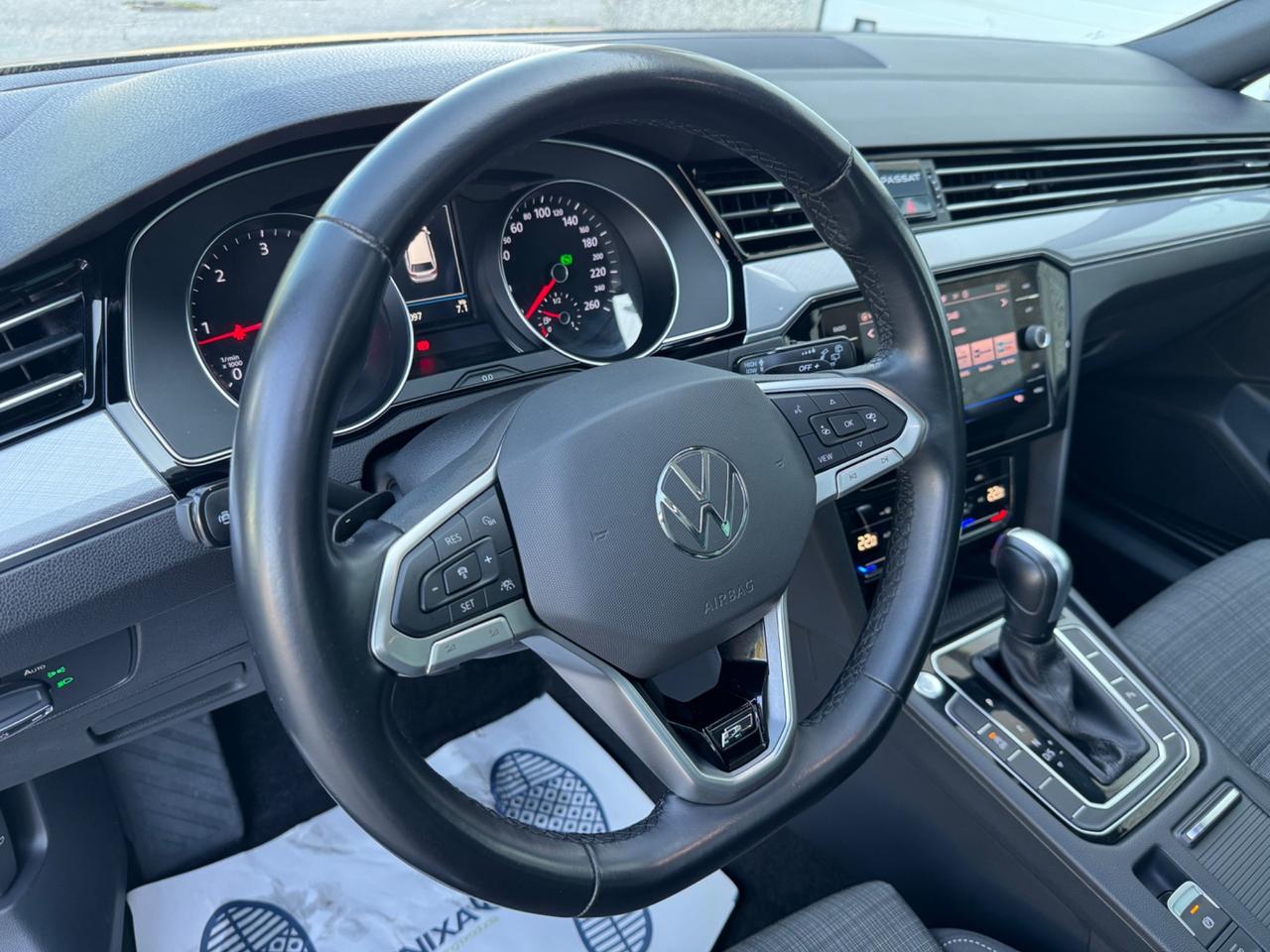 Volkswagen Passat Variant 2.0 TDI R Line Tetto panoramico