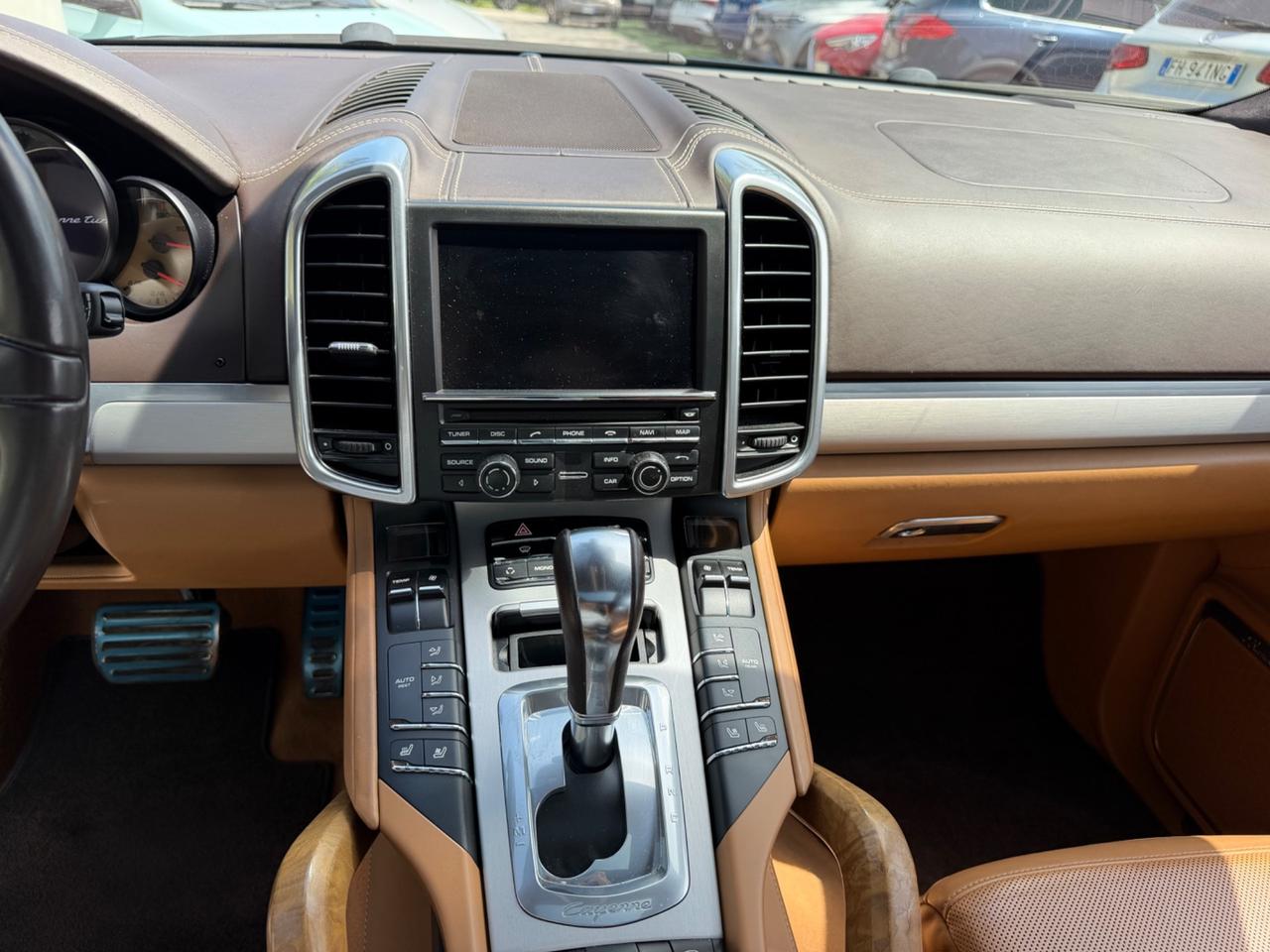Porsche Cayenne 4.8 Turbo
