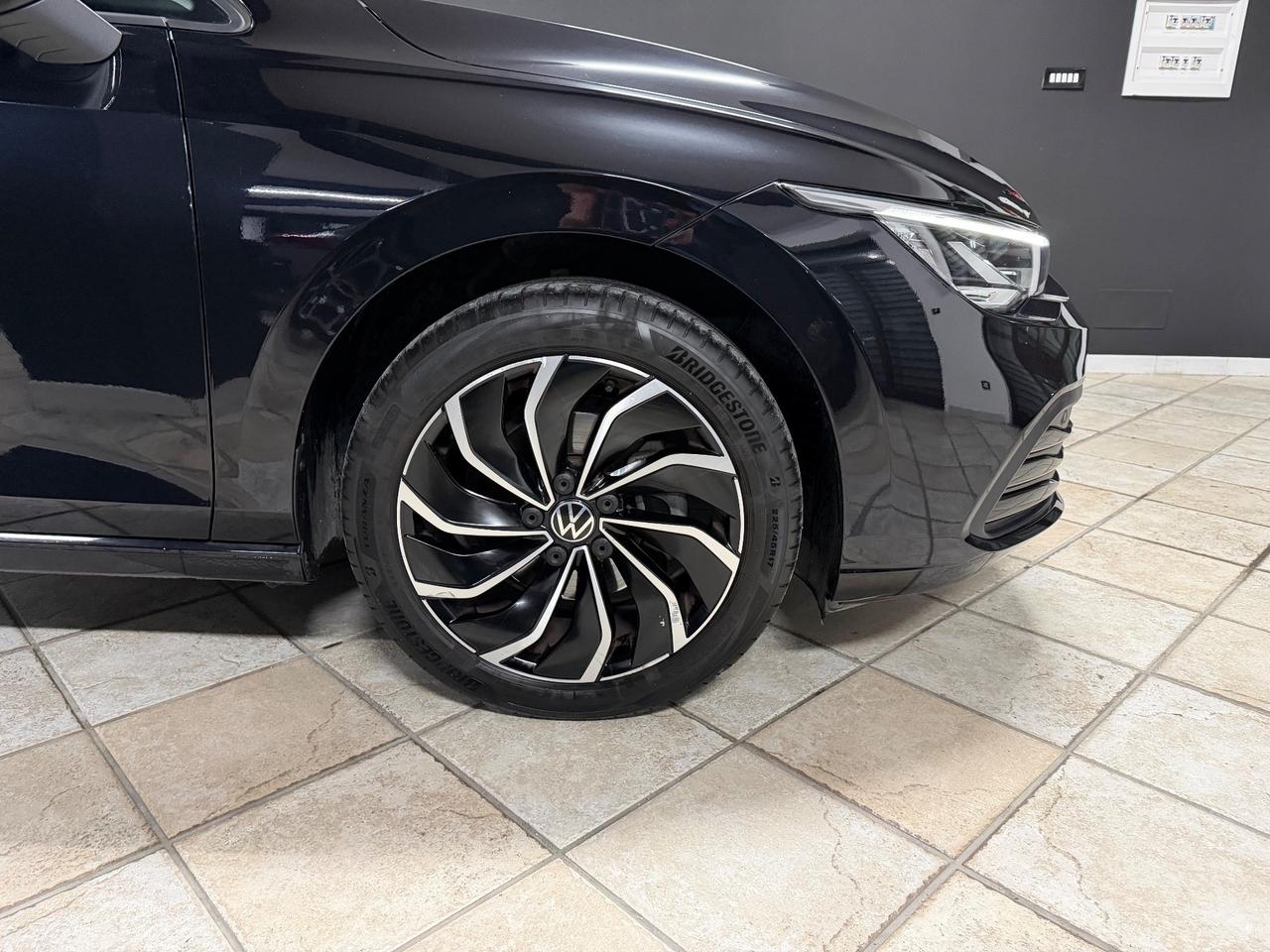 Volkswagen Golf 8 2.0 TDI (116) SCR Style 2020