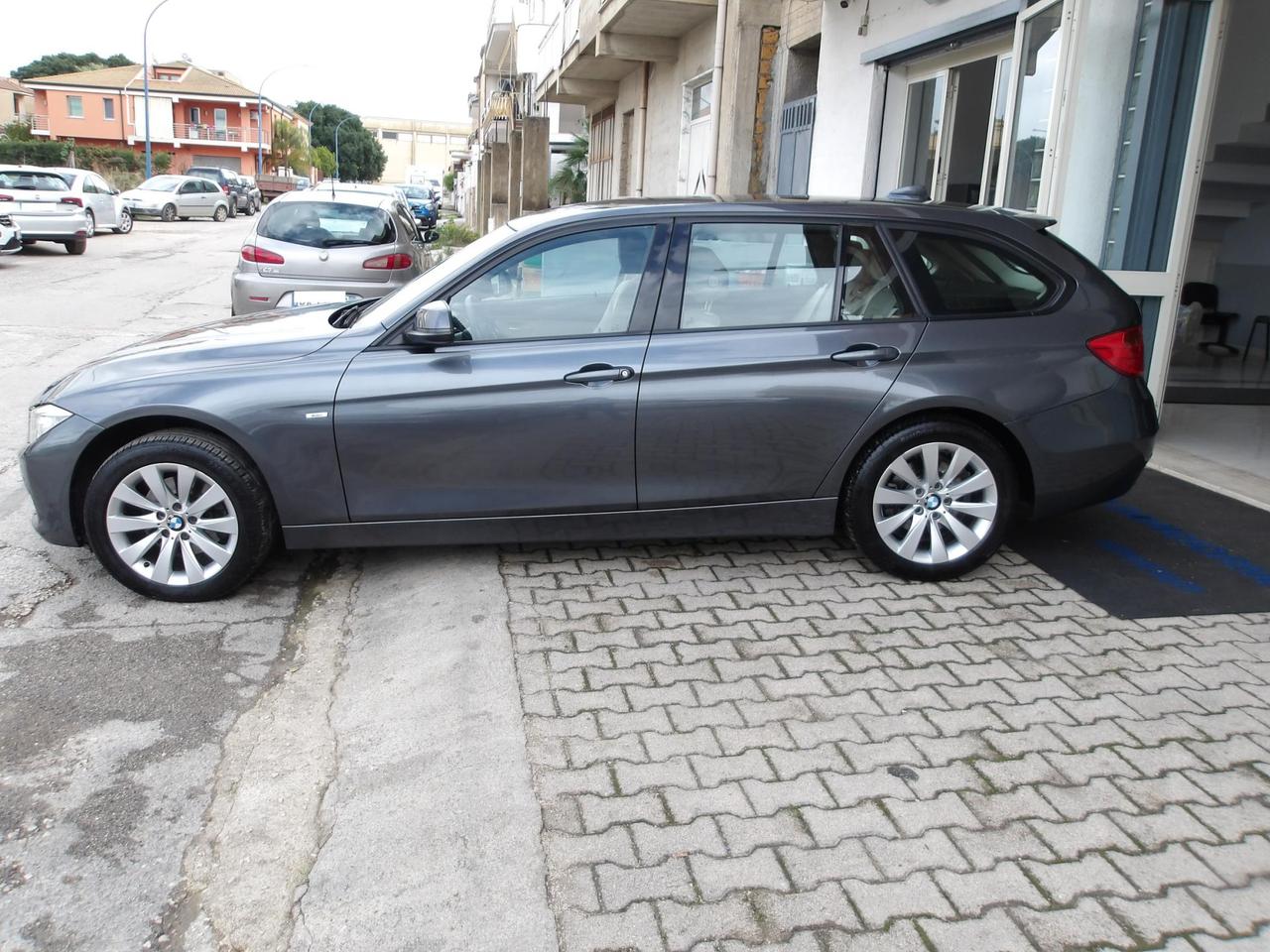 BMW Serie 3 Touring 320d Touring xdrive Modern