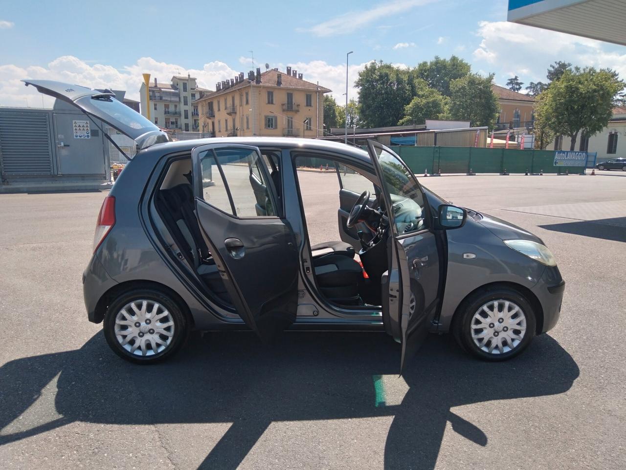 Hyundai i10 1.1 12V 64cv BlueDrive GPL Style x neopatentati