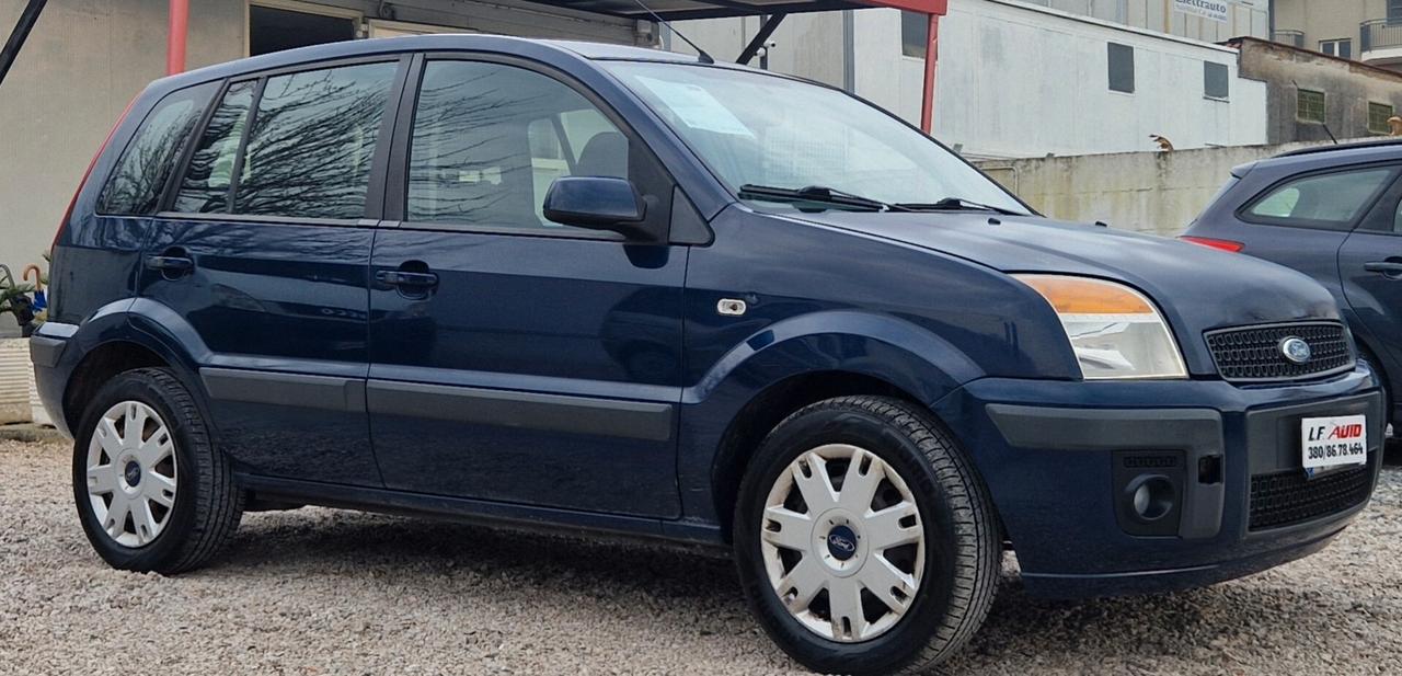 Ford Fusion 1.4 16V 5p. Titanium