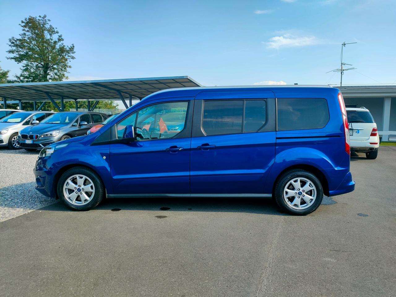 Ford Tourneo Connect 1.5 TDCi 120 CV Titanium FULL OPTIONAL