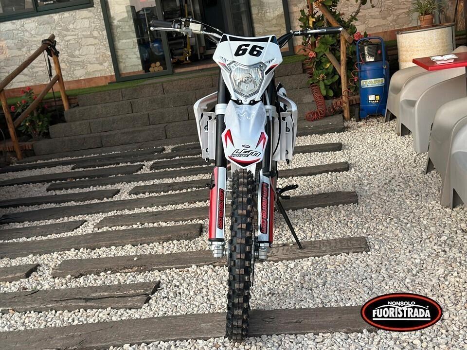 Lem Motor New PitBike Cross M5 250cc