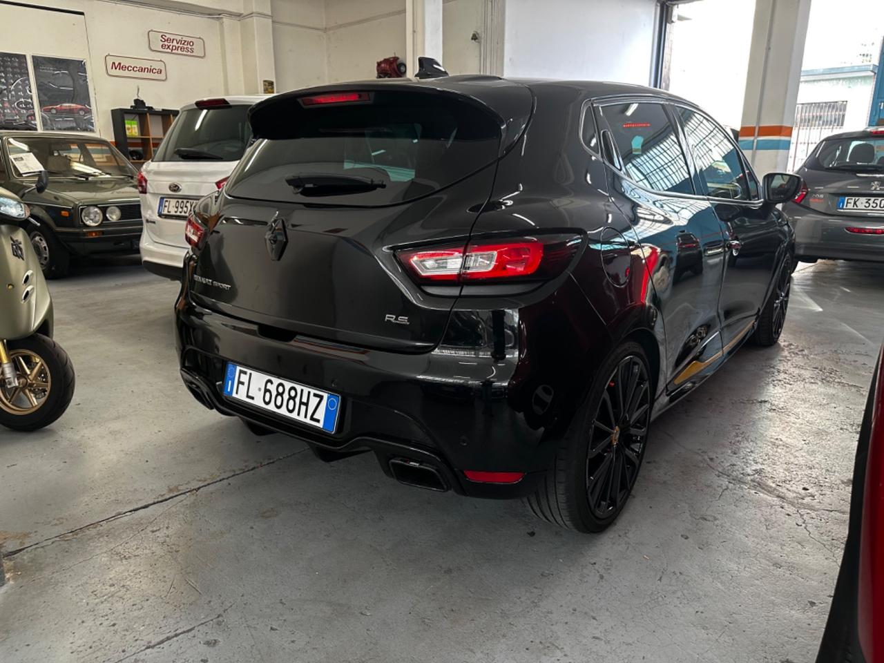 Renault Clio TCe 220CV EDC 5 porte Energy R.S. Trophy - Autonavigli