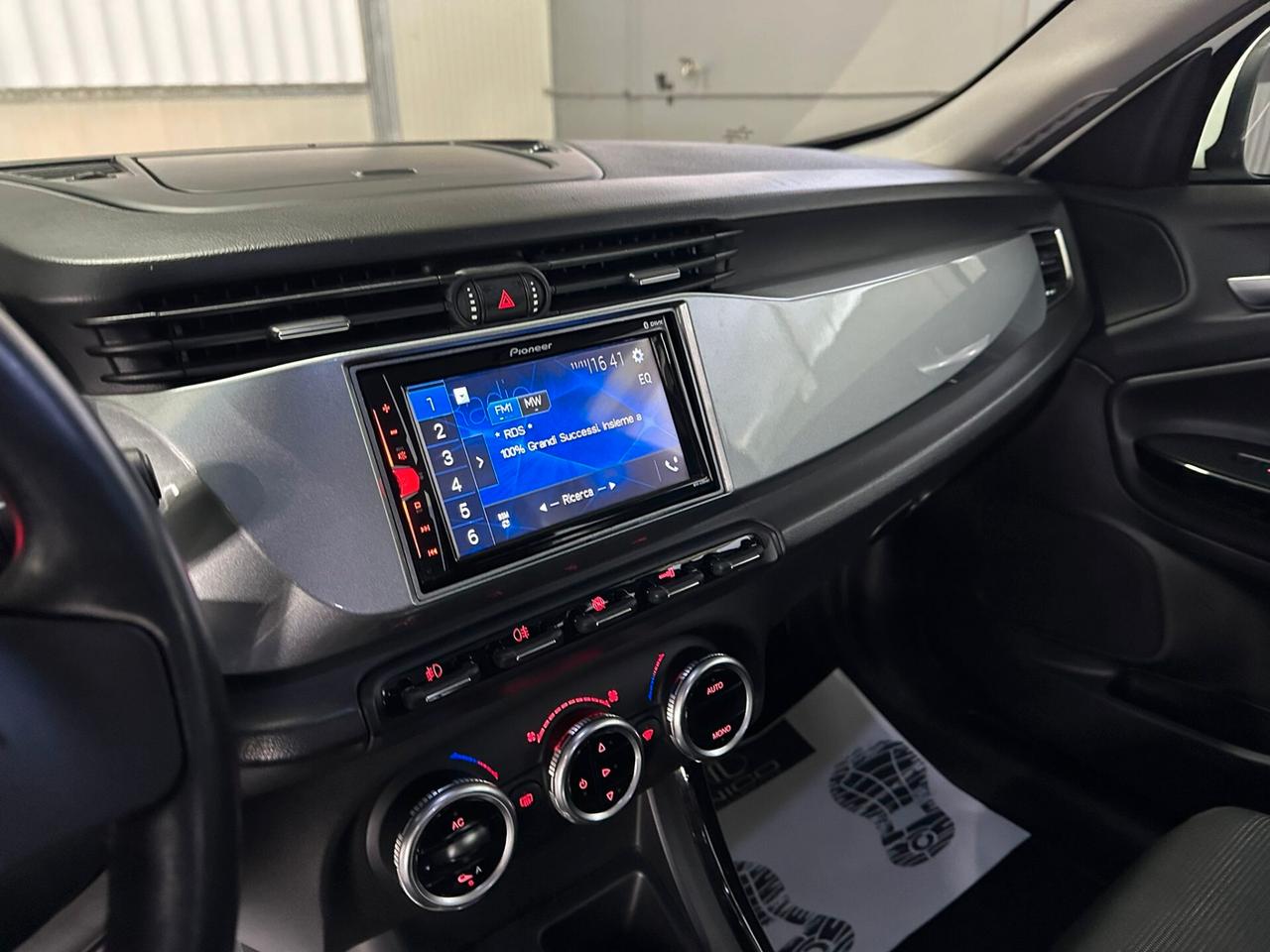 Alfa Romeo Giulietta 1.6 JTDm-2 105 CV Distinctive