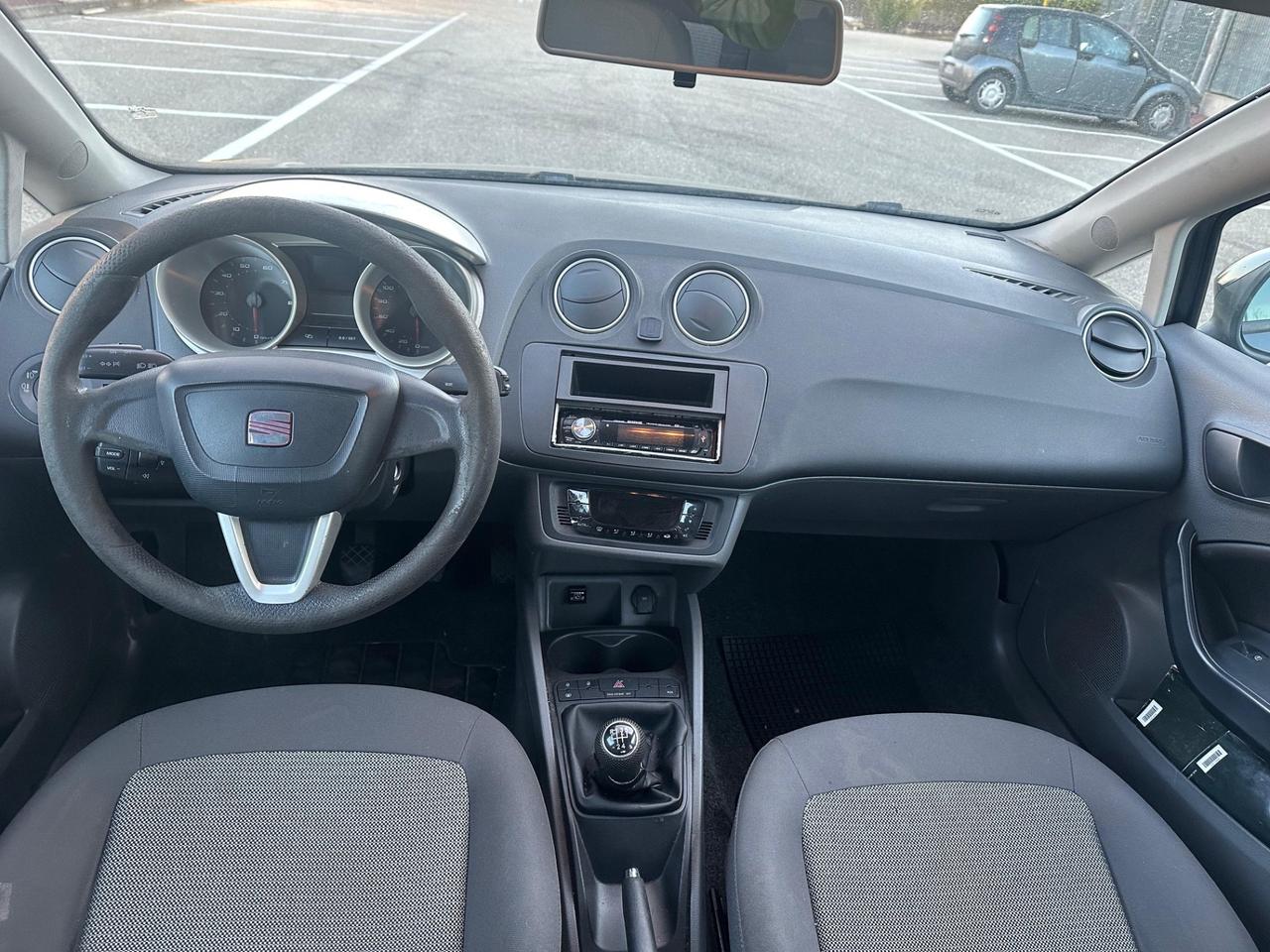 Seat Ibiza 1.4 5p. Reference Dual