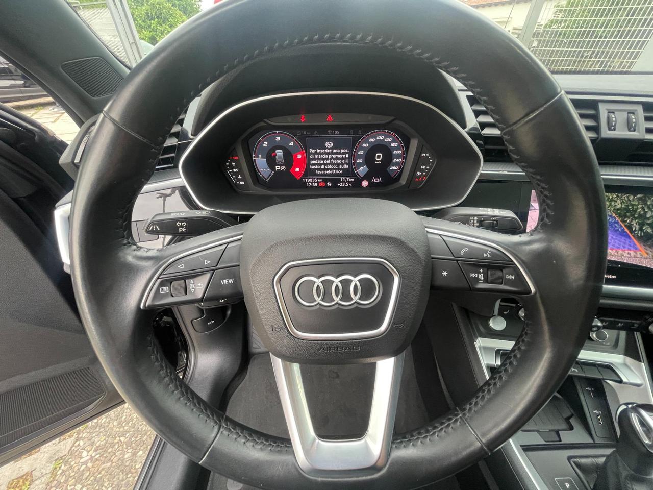 Audi Q3 35 2.0 tdi Business Advanced s-tronic