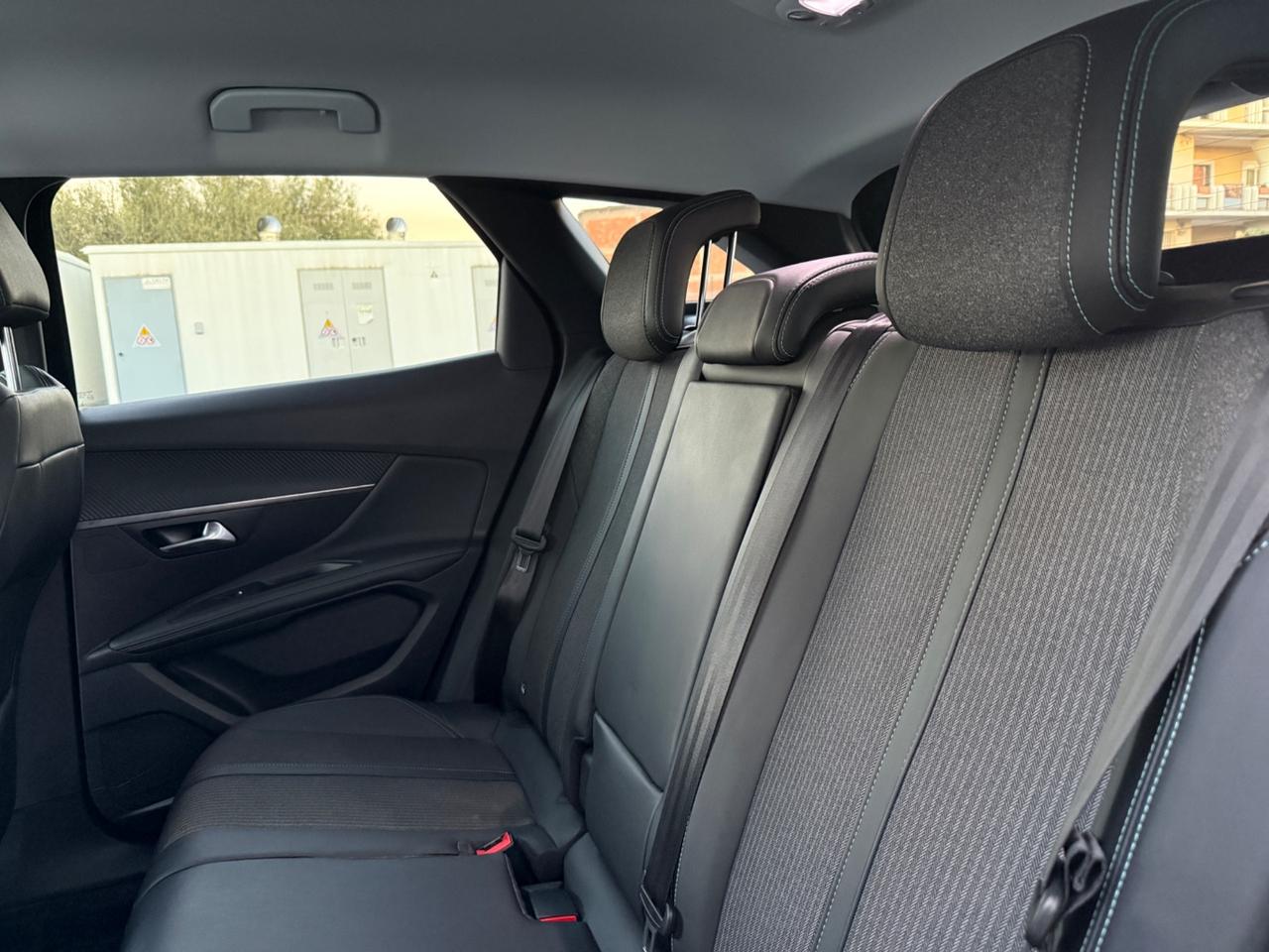 Peugeot 3008 BlueHDi 130 S&S EAT8 Allure Pack