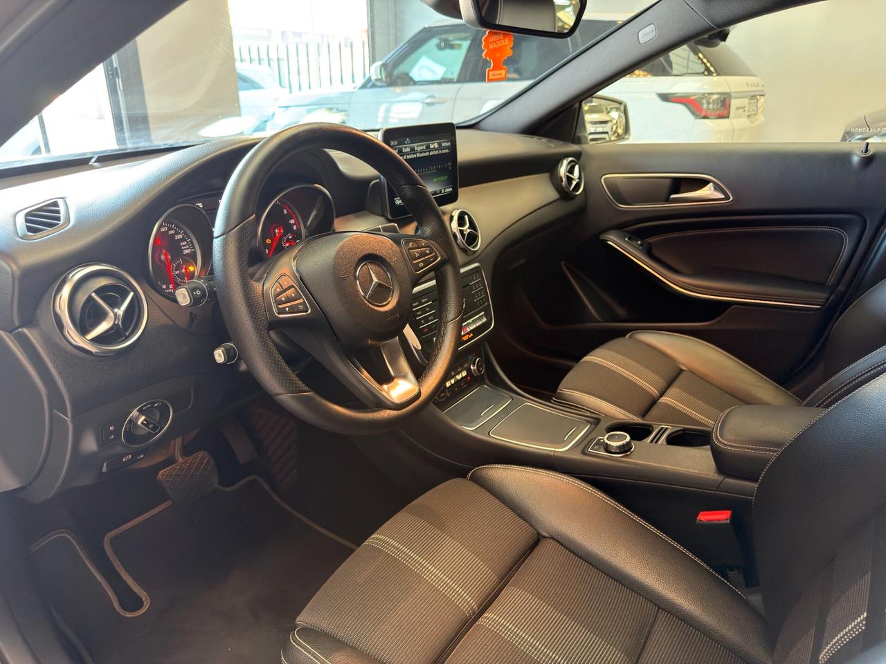 Mercedes-benz GLA 180 d Automatic Premium