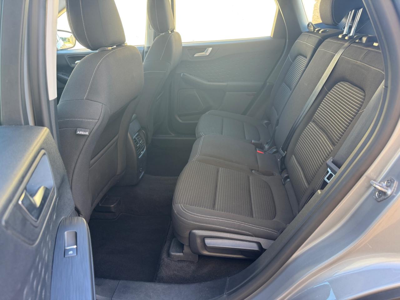 Ford Kuga 1.5 TDCI 120 CV Titanium