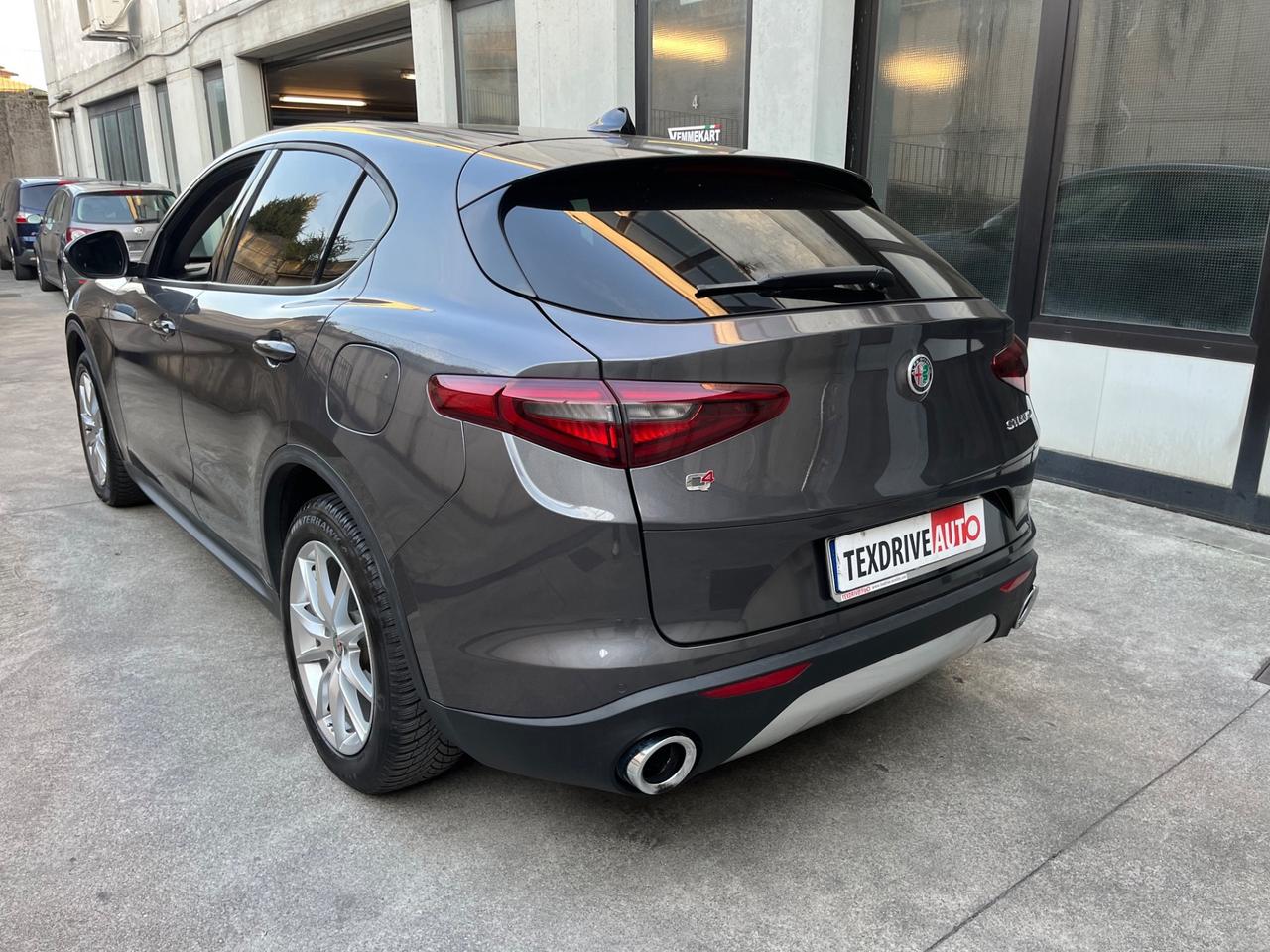 Alfa Romeo Stelvio 2.2 Turbodiesel 190 CV AT8 Q4 Executive