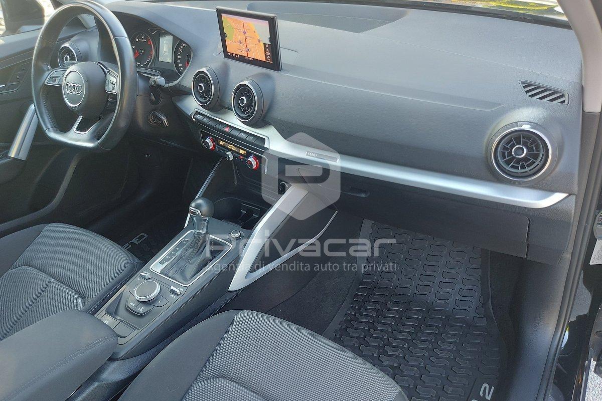 AUDI Q2 30 TDI S tronic Identity Black