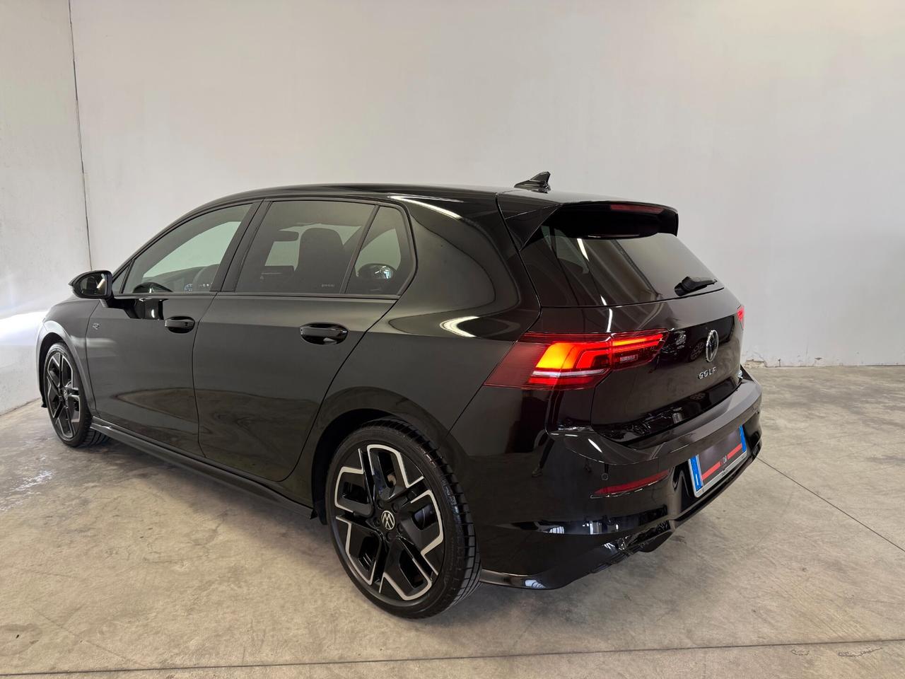 Volkswagen Golf 1.5 etsi R-Line Plus 150 Cv Dsg ITALIANA