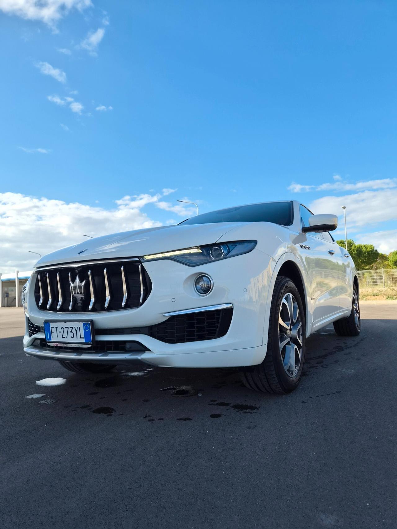 Maserati Levante V6 Diesel 275 CV AWD Granlusso TETTO APRIBILE
