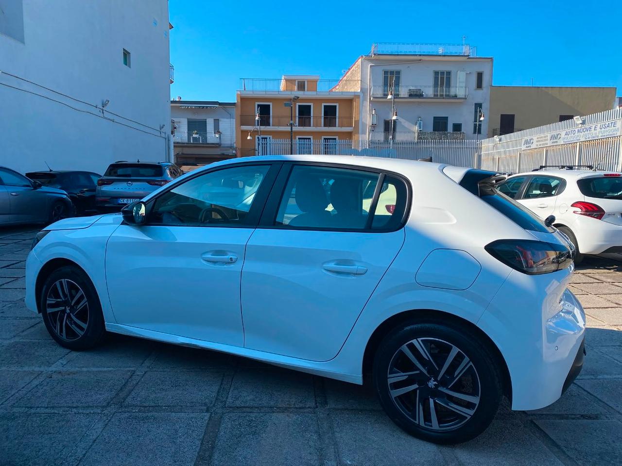 Peugeot 208 5 Porte 208 1.2 puretech Active Pack s&s 75cv