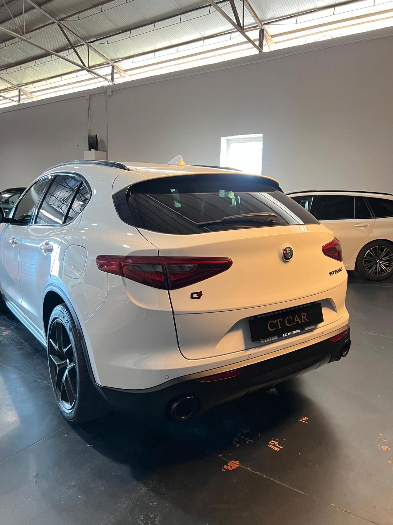 Alfa Romeo Stelvio 2.2 Turbodiesel 210 CV AT8 Q4 Executive
