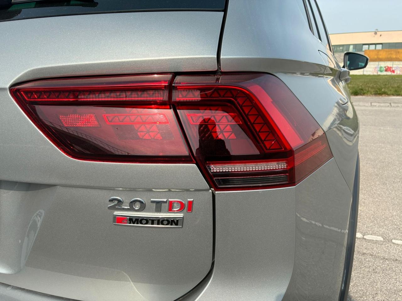 Tiguan 2.0 TDI SCR DSG 4MOTION Advanced BMT R-line