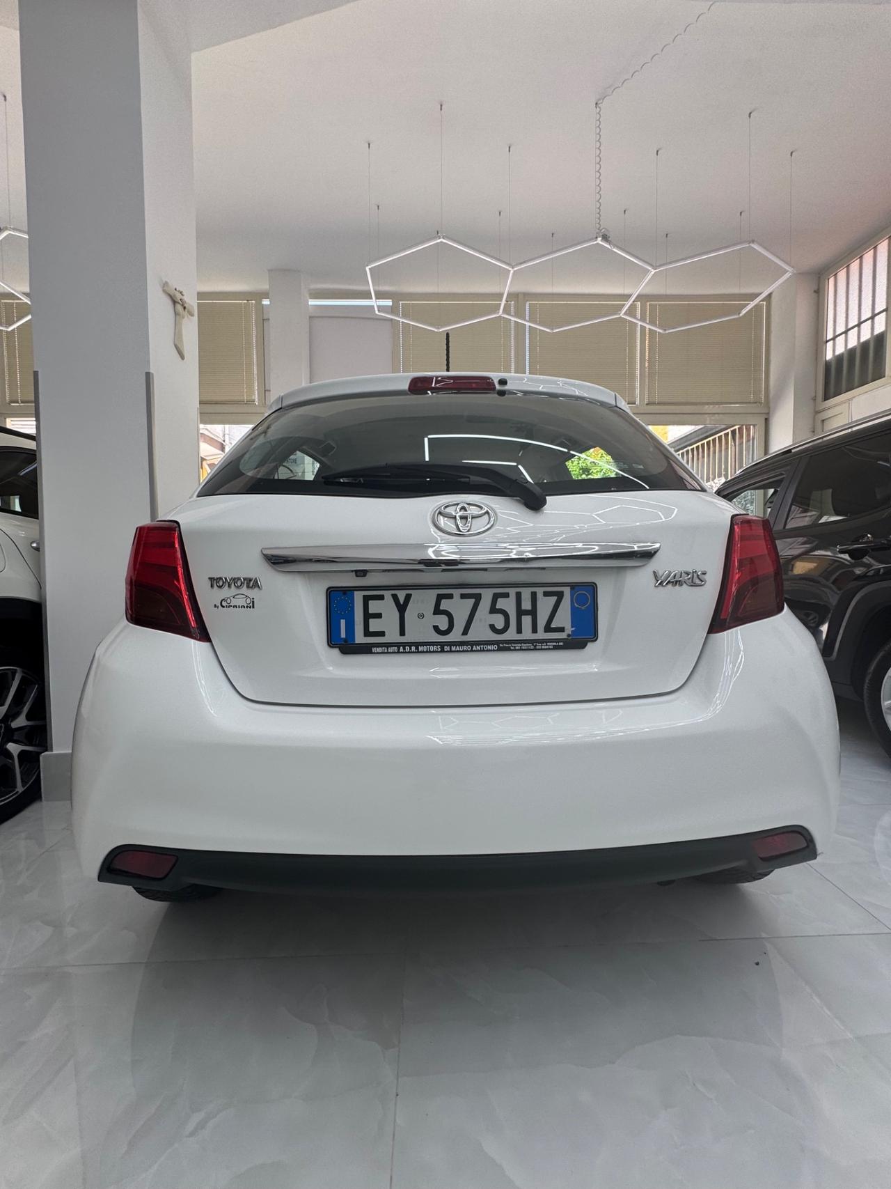 Toyota Yaris 1.0 5 porte Lounge