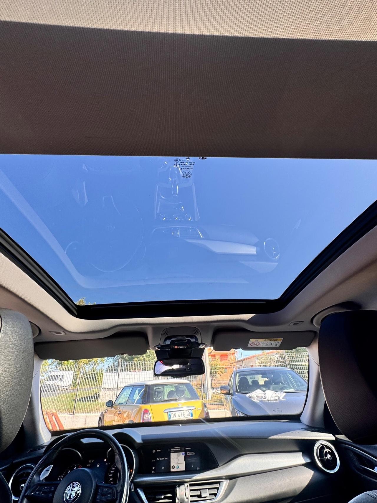 Alfa Romeo Stelvio 2.2 Turbodiesel 190 CV AT8 RWD