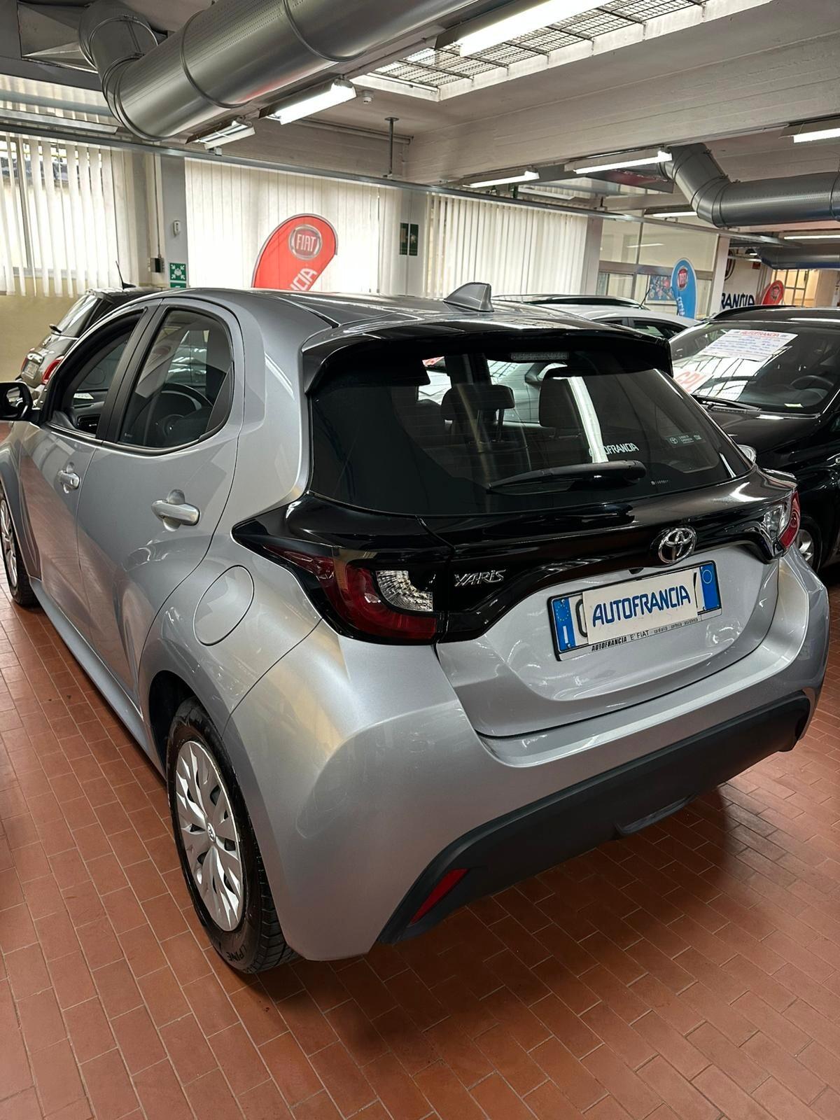 Toyota Yaris 1.0 5 porte Active