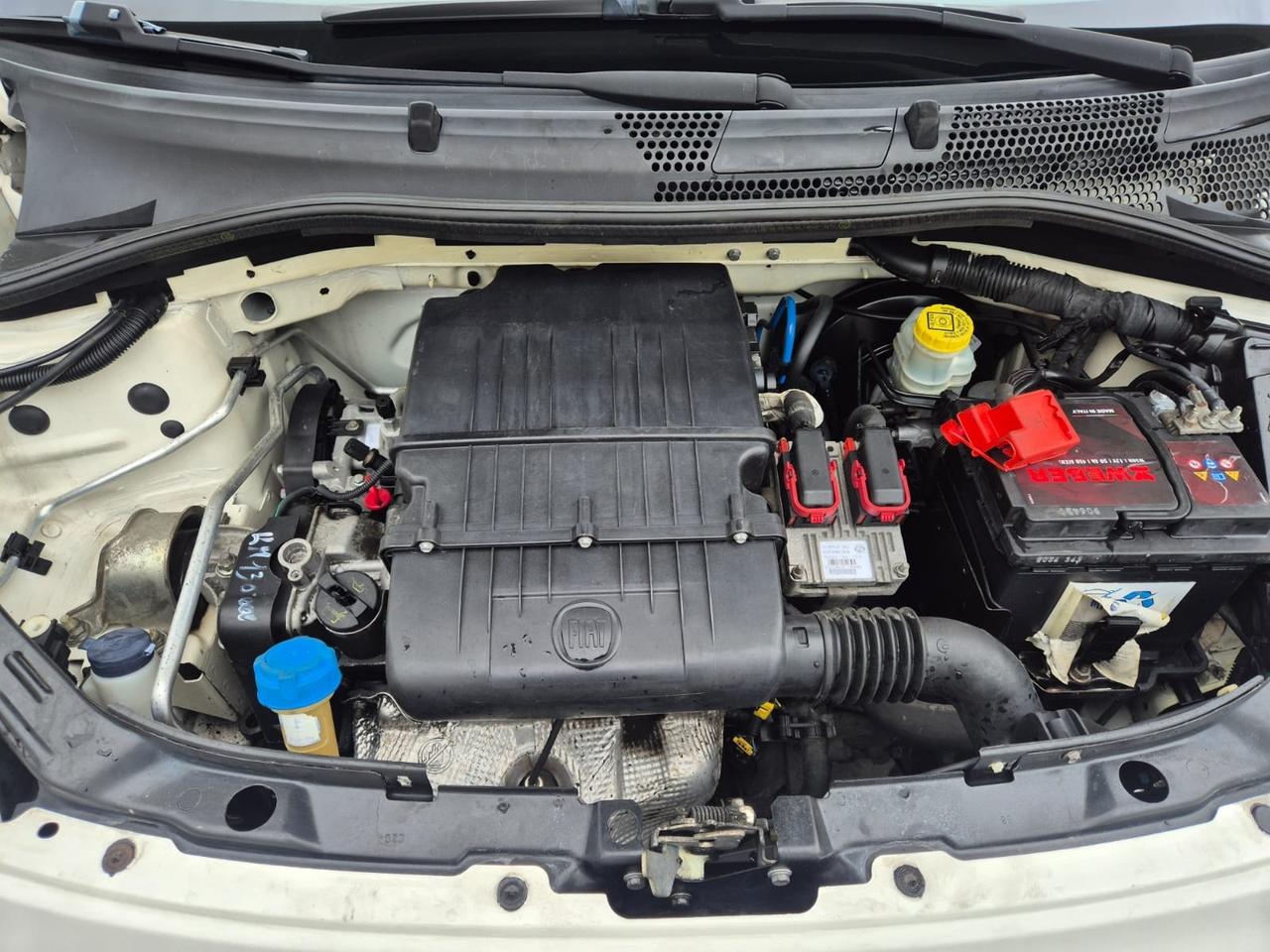 Fiat 500 1.2 Lounge 2.900€ compreso passaggio di proprietà