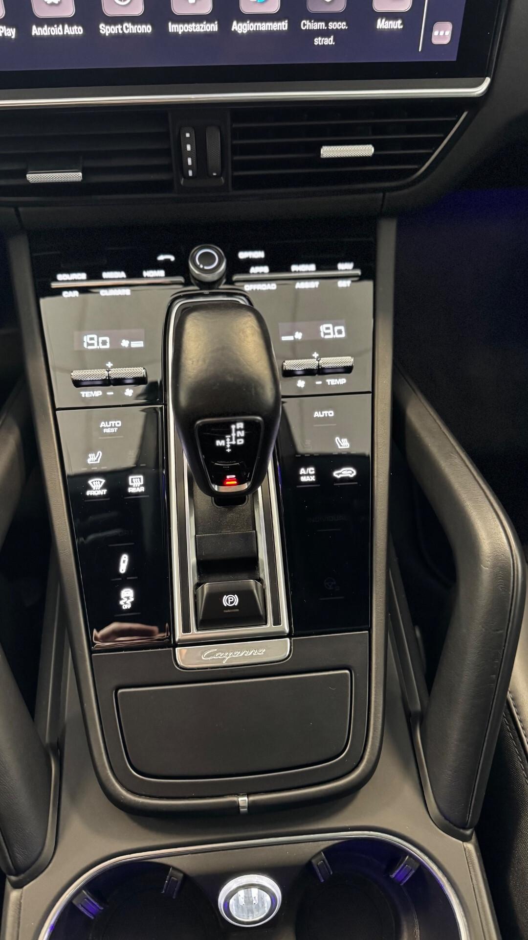 Porsche Cayenne 3.0 V6 Platinum Edition