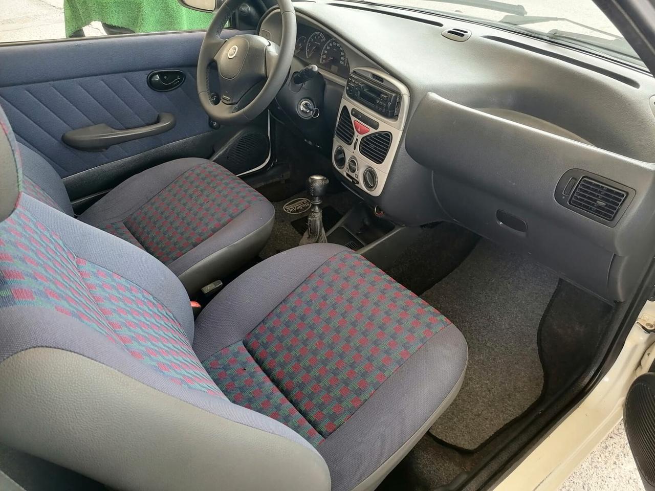 Fiat Strada 1.9 JTD – 2004