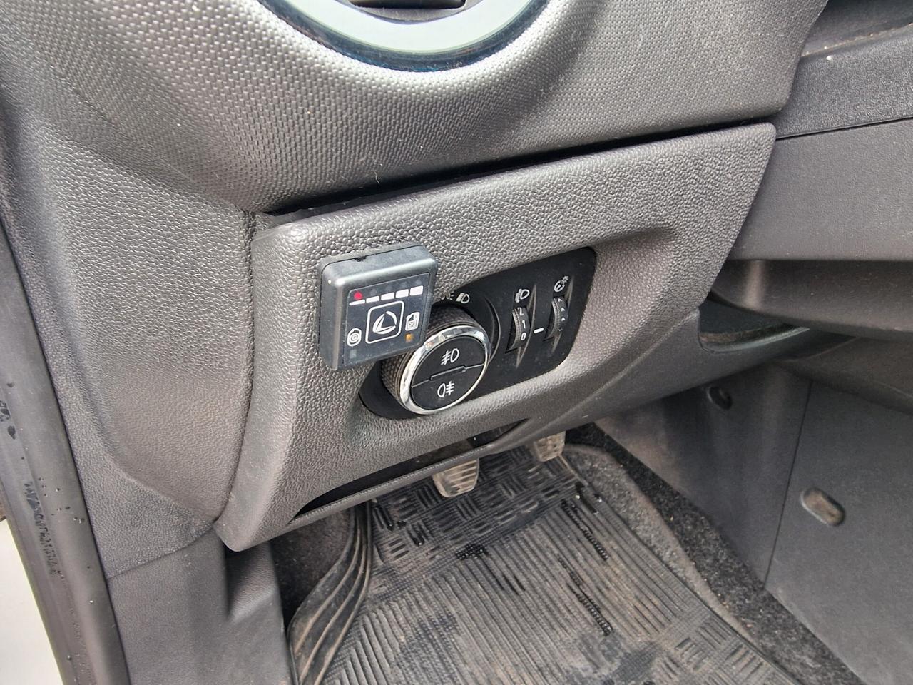 Opel Corsa 1.2 5 porte Cosmo GPL