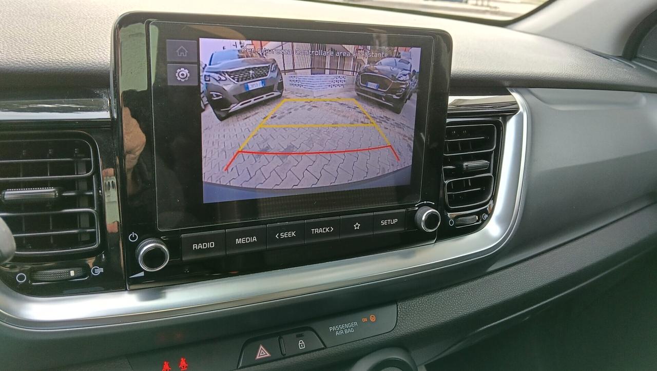 KIA STONIC 1.2 B/GPL-RETROC-KM 40.000