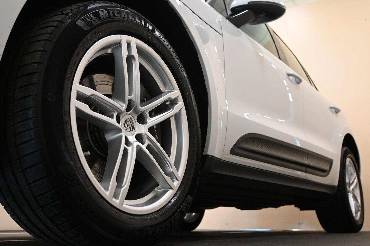 PORSCHE Macan 1ªs. '13-'25 Macan 2.0