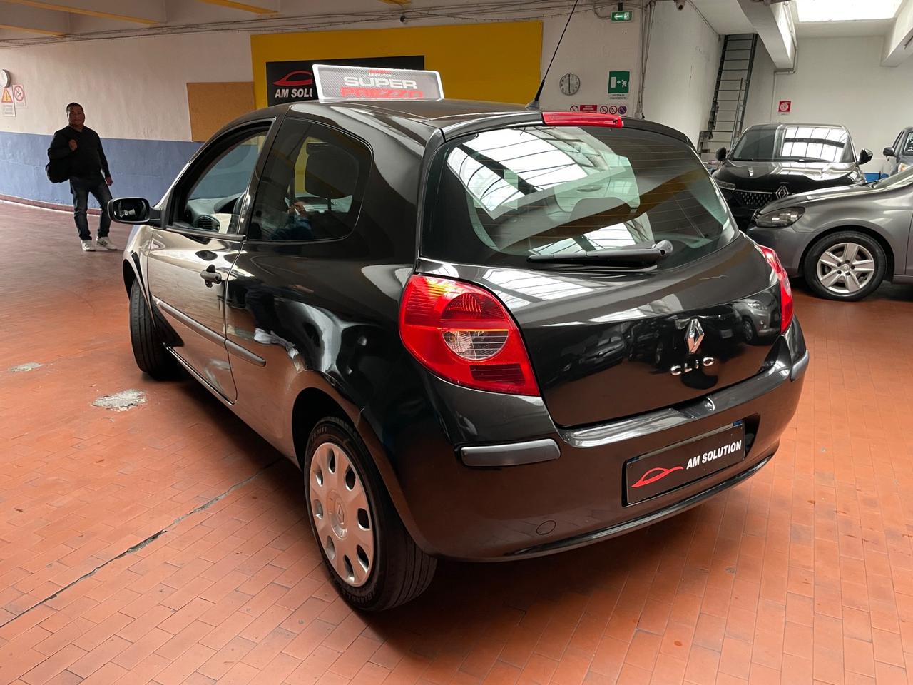 Renault Clio 1.2 Neopatentati