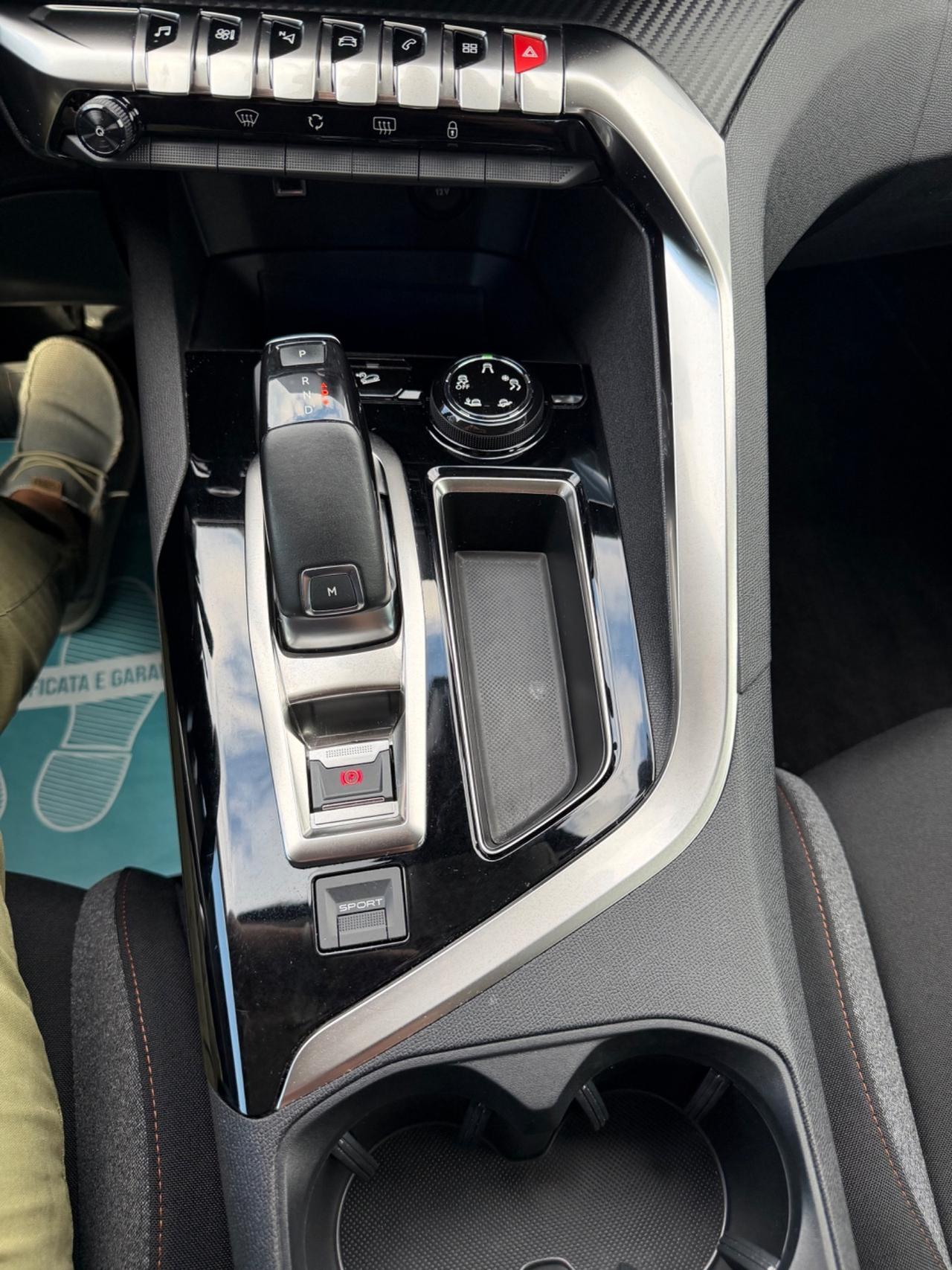 Peugeot 3008 BlueHDi 130 S&S EAT8 Allure