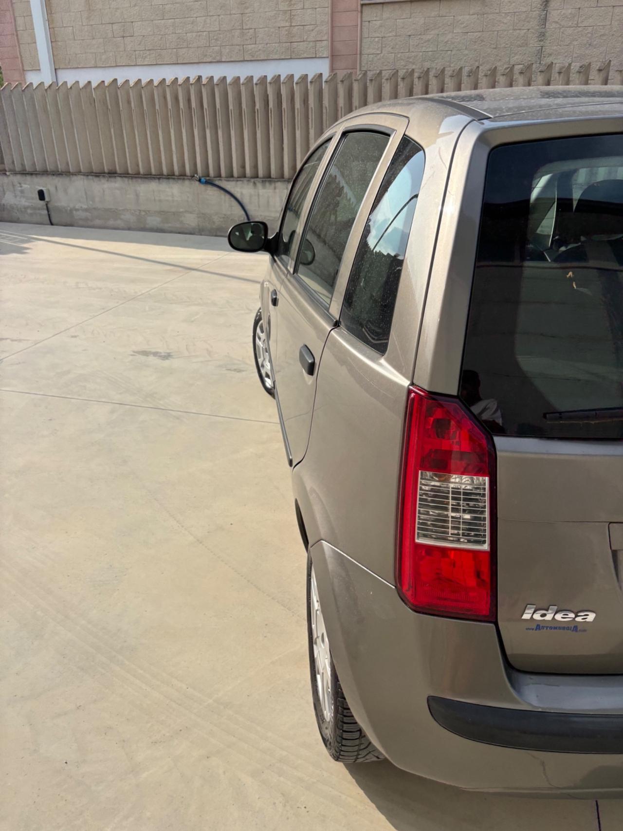 Fiat Idea 1.3 Multijet Emotion