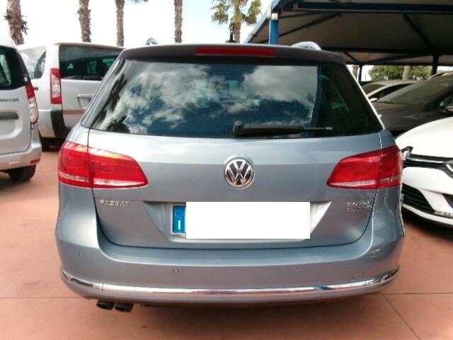 Volkswagen Passat 2.0 TDI Highline BlueM. Tech.