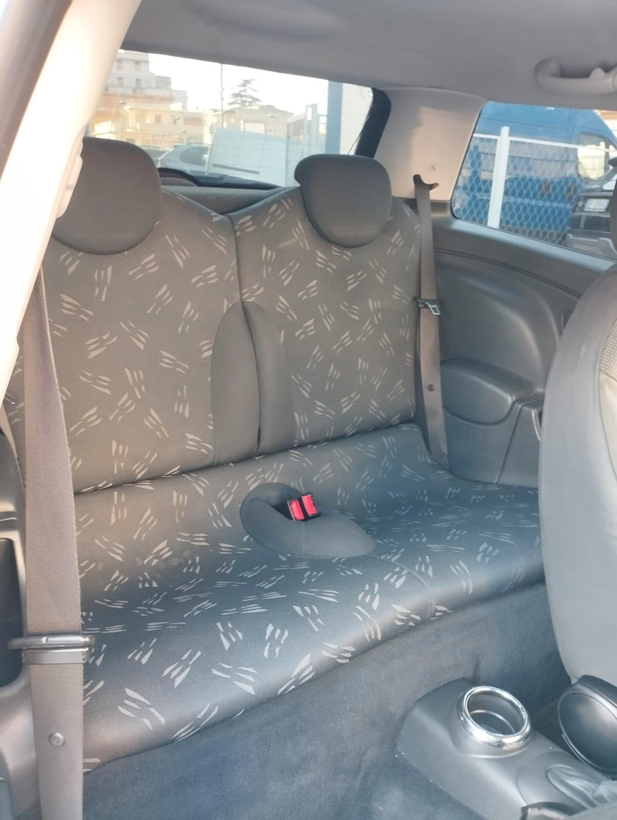 Mini Mini 1.4 tdi One D Seven