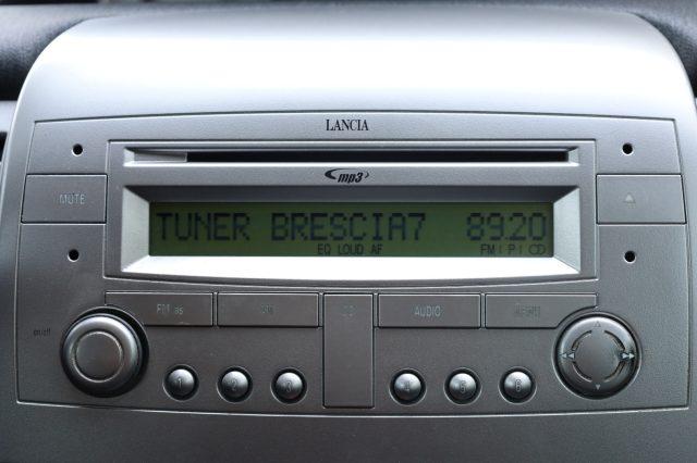LANCIA Ypsilon 1.2i 69CV 5Porte UniProprietario per NEOPATENTATI
