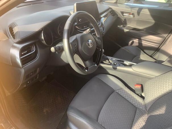 Toyota C-HR 2.0 Hybrid E-CVT Morebusiness