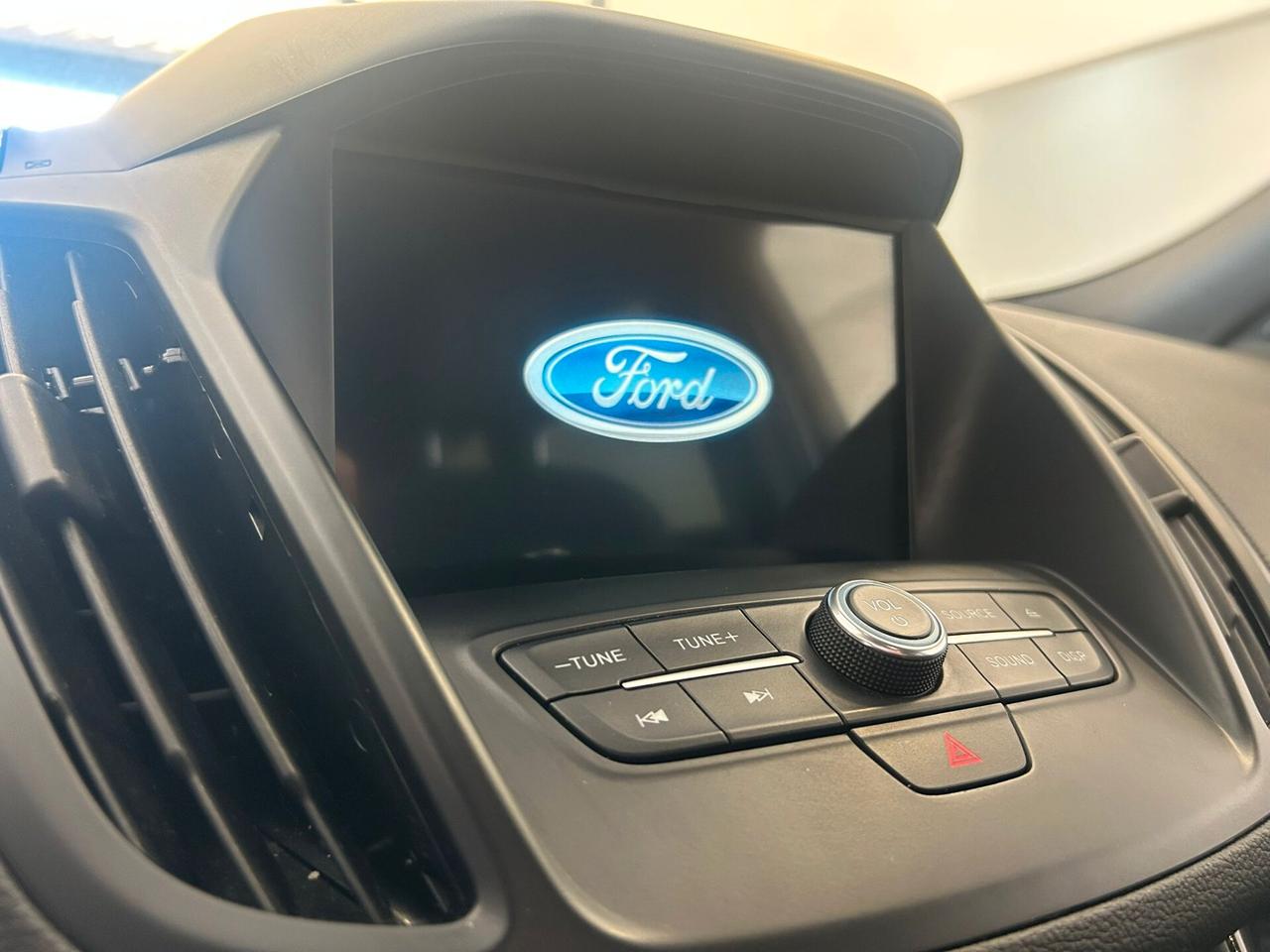 Ford Kuga 1.5 TDCI 120CV 2WD ST-Line 2018