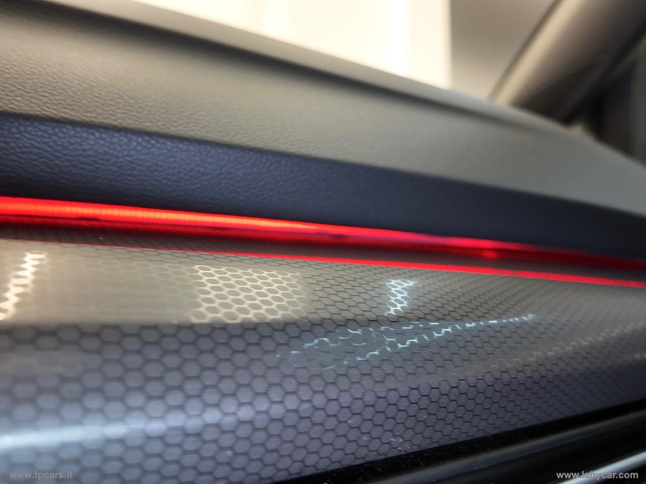 VOLKSWAGEN Golf 2.0 TSI GTI DSG TETTO APRIBILE