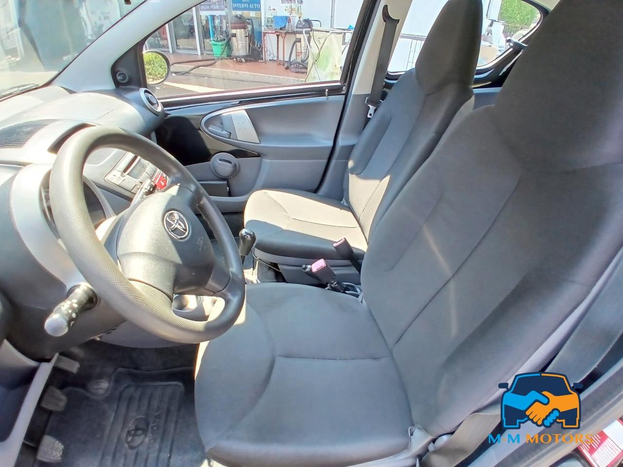Toyota Aygo 5 Porte Aygo 5p 1.0 Sol FL
