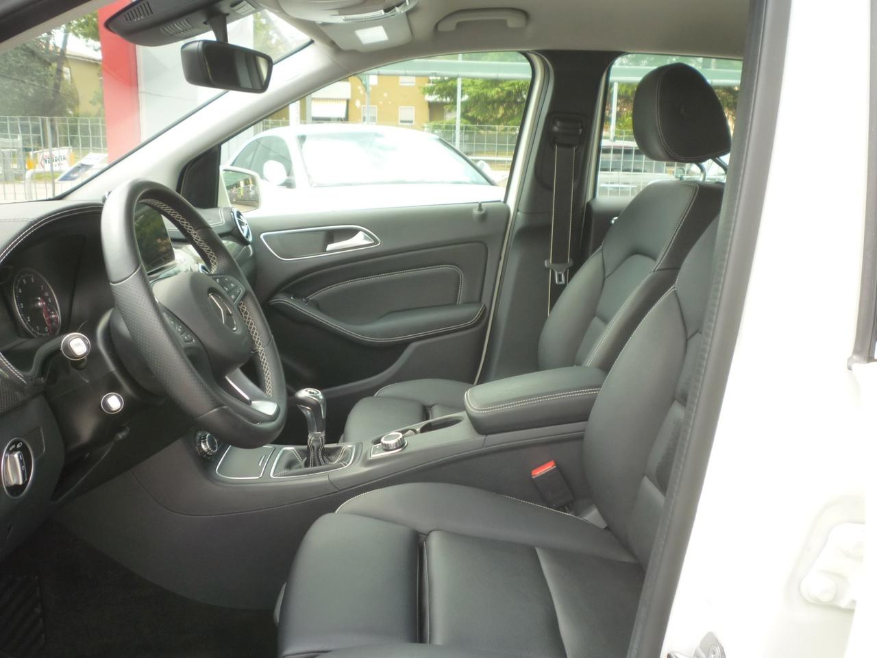 Mercedes-Benz B 180 122 CV Urban Style Edition BIANCO 2019